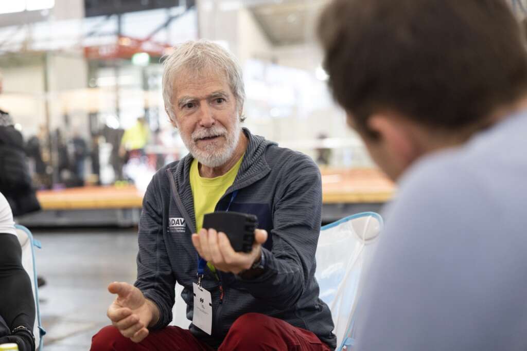 ISPO Award Winner 2025: EGGspander expands functional strength training with a compact, two-handed concept Eggspander 6