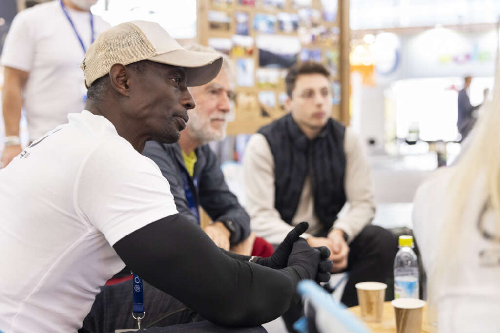 EGGSpander and Member of the Collaborators Club discussing EGGs products